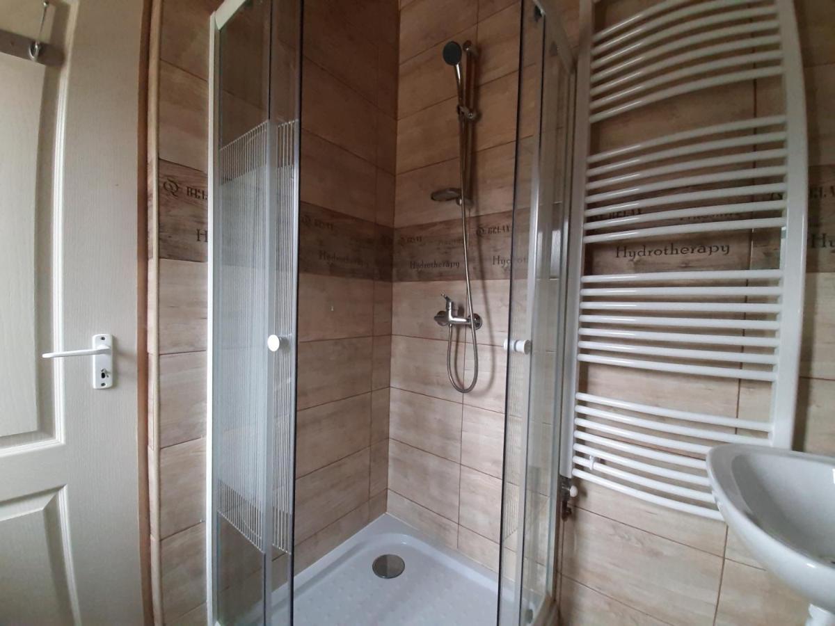 Egniss Apartman Богач Екстер'єр фото
